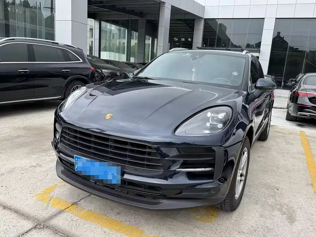Porsche Macan 2020 — фото 1