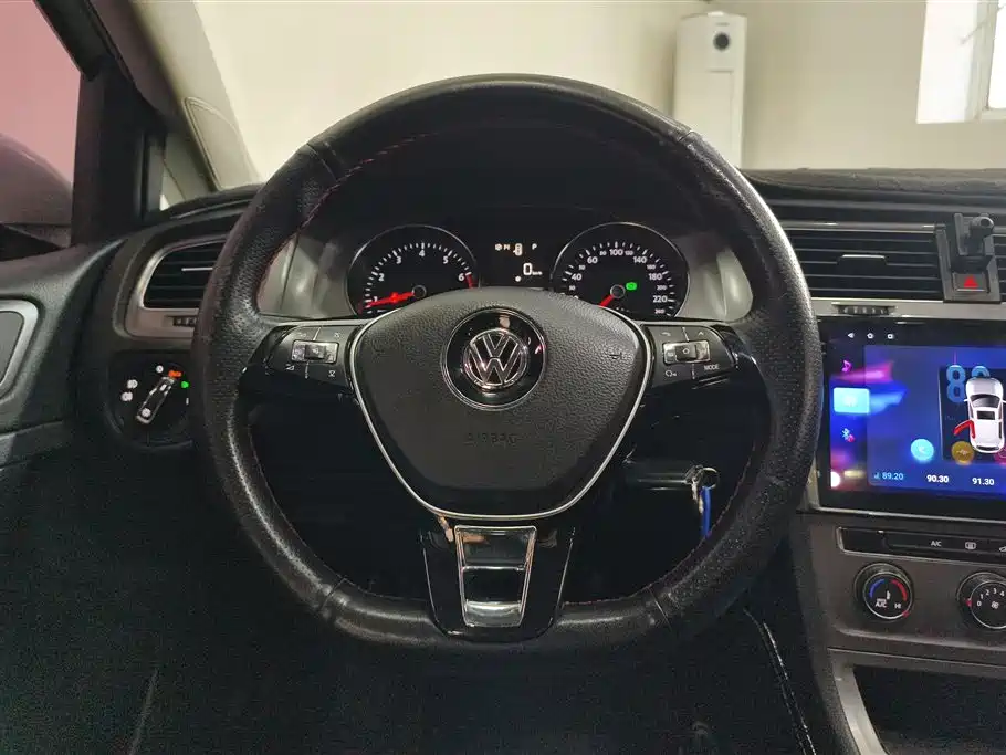 Volkswagen Golf 2015 — фото 15