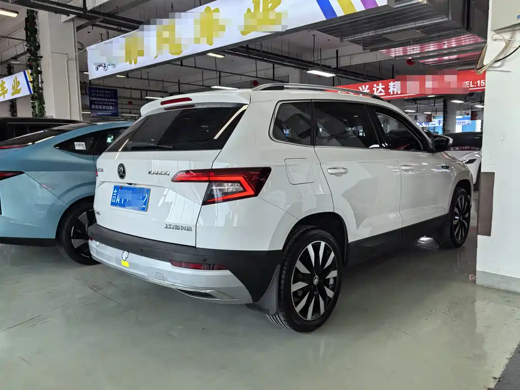 Skoda Karoq 2018 — фото 10