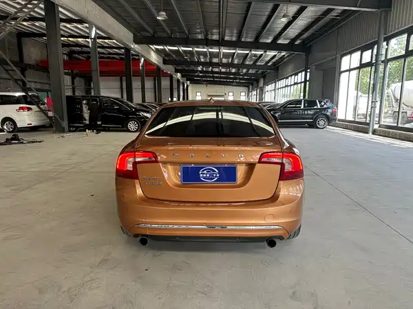 Volvo S60 2014