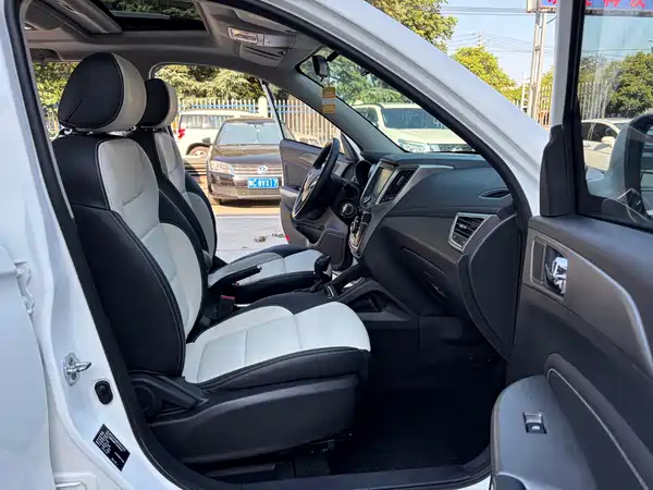 Changan CS35 2018