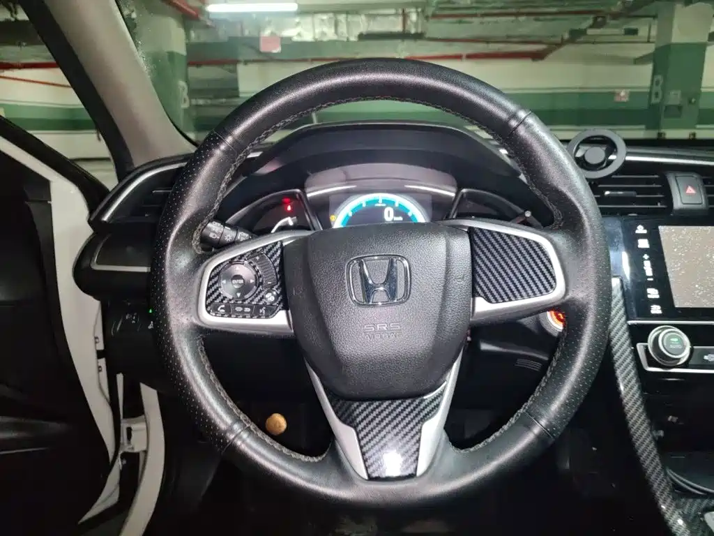 Honda Civic 2016 — фото 11