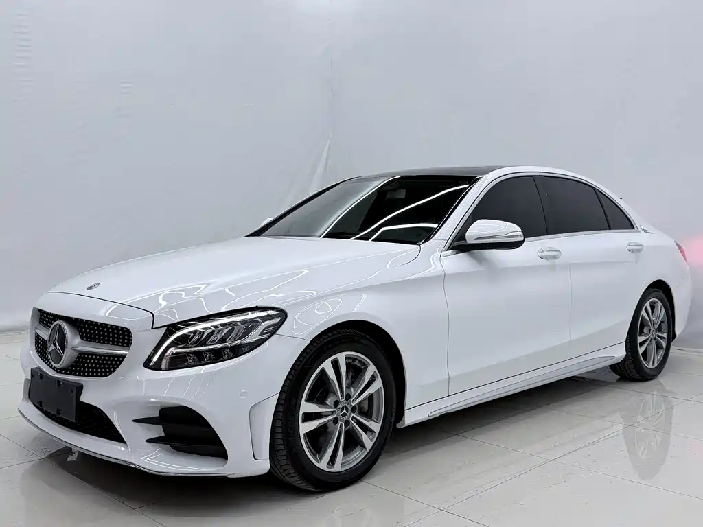 Mercedes-Benz C-Class 2019 — фото 1