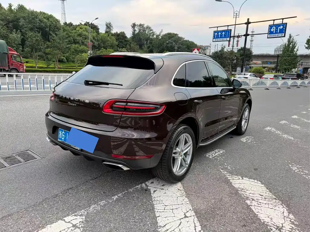 Porsche Macan 2014 — фото 9