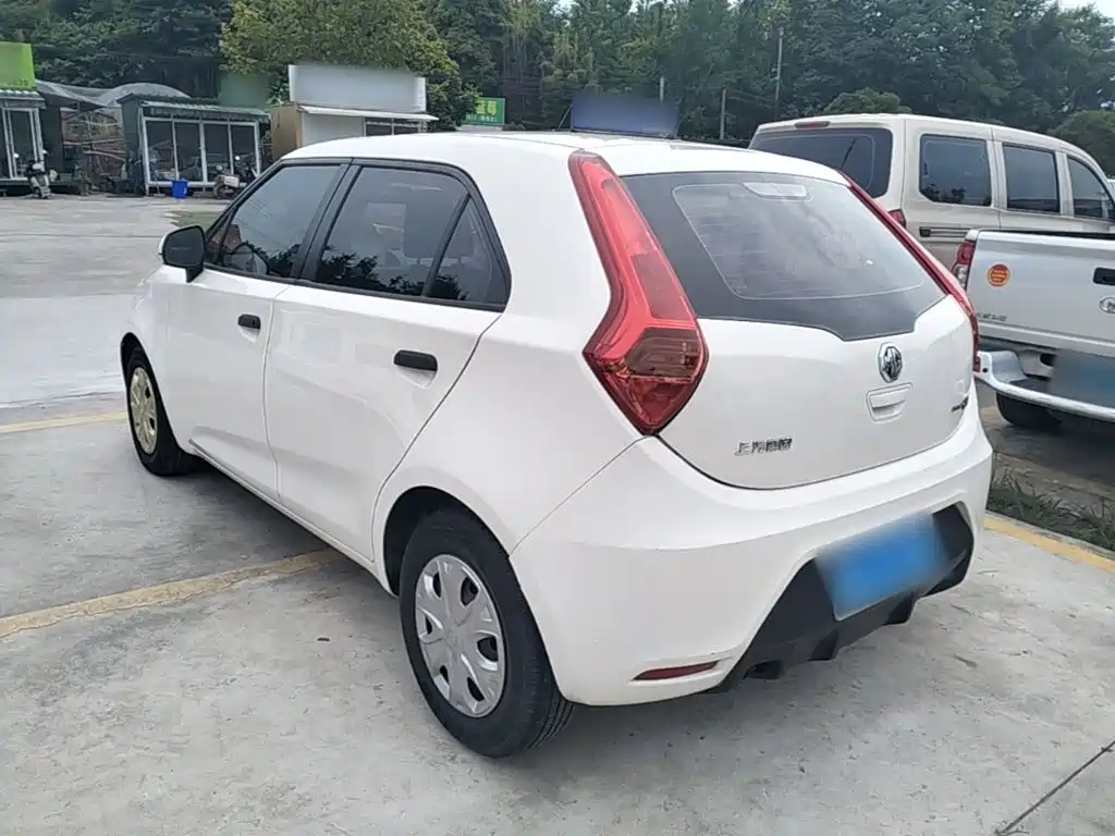 MG 3 2016