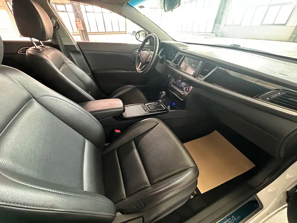 Hyundai Mistra 2018 — фото 16