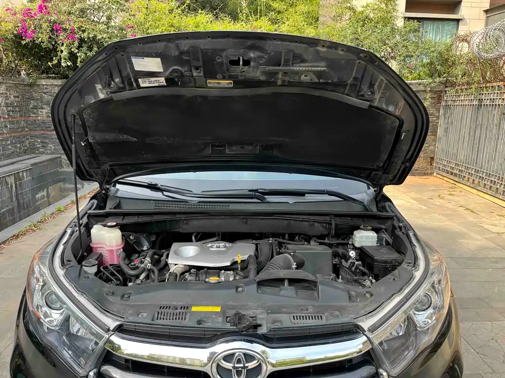 Toyota Highlander 2017 — фото 26