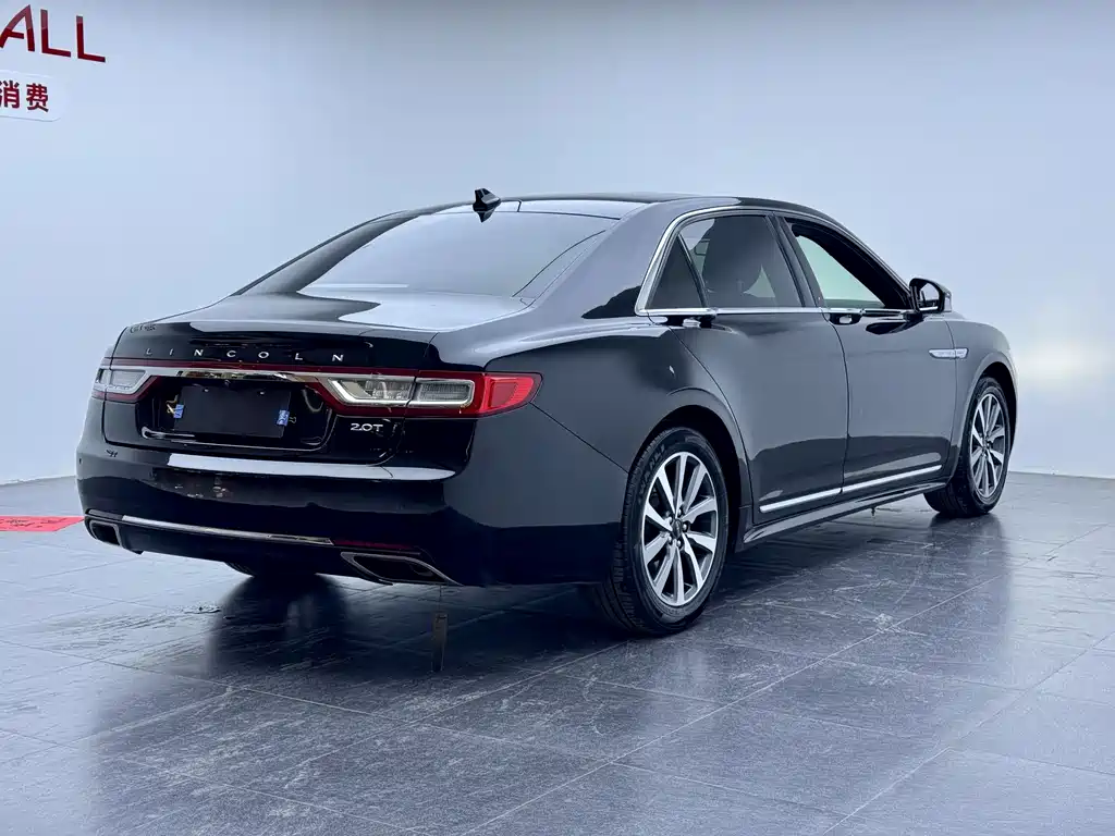 Lincoln Continental 2019 — фото 4