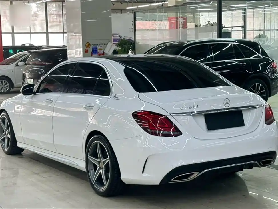 Mercedes-Benz C-Class 2020 — фото 15
