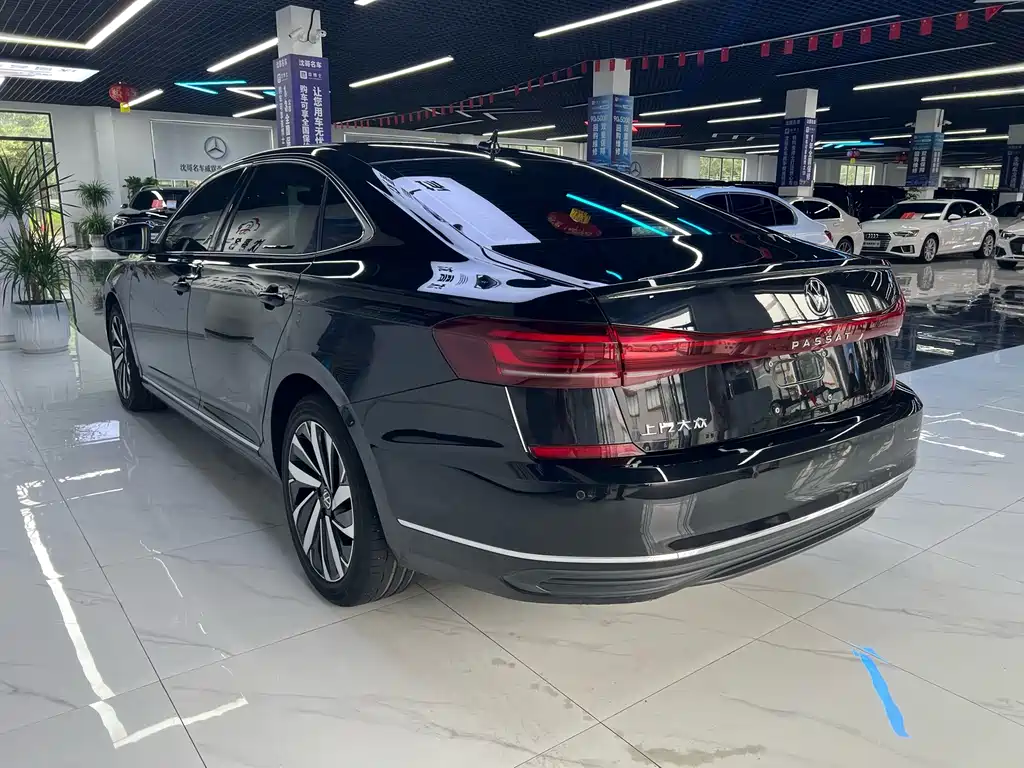 Volkswagen Passat 2025