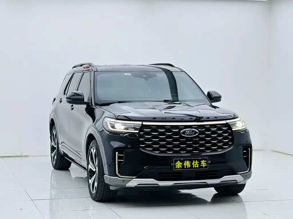 Ford Explorer 2022 — фото 3