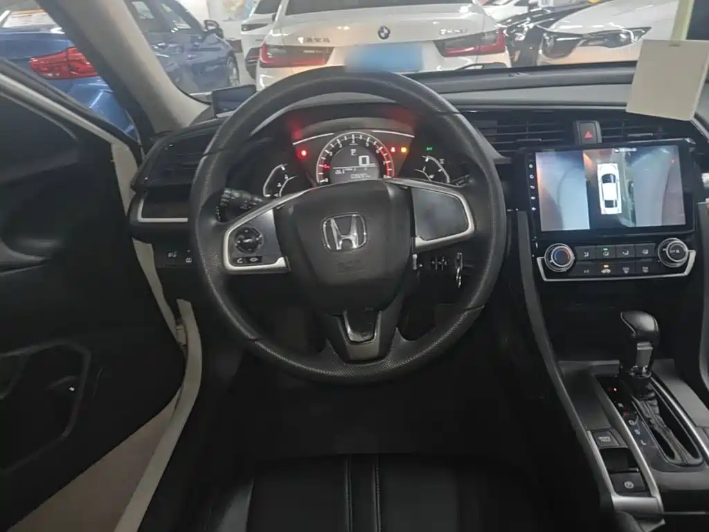 Honda Civic 2020 — фото 11