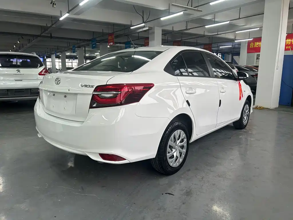 Toyota Vios 2020 — фото 4