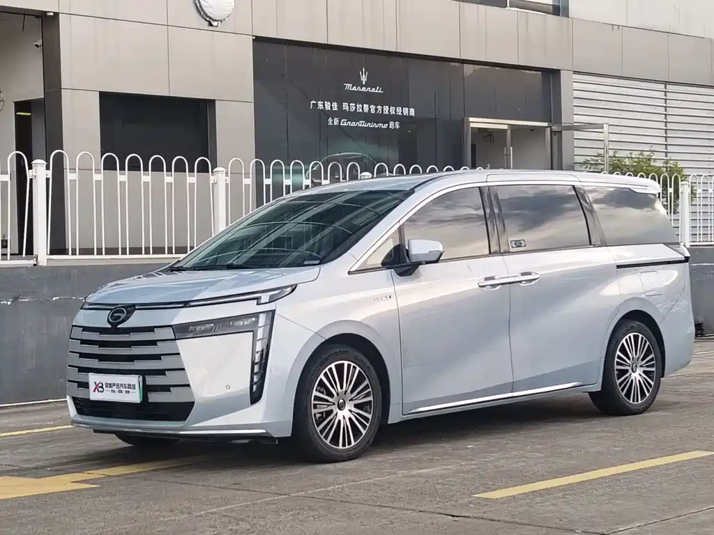 GAC Trumpchi E8 PHEV 2024 — фото 1