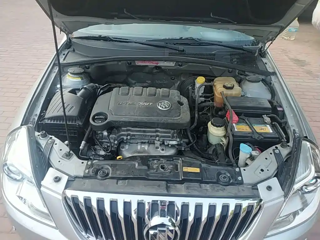 Buick Excelle 2015 — фото 20