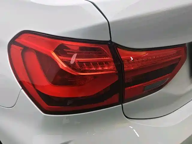 BMW 1 Series 2020 — фото 14
