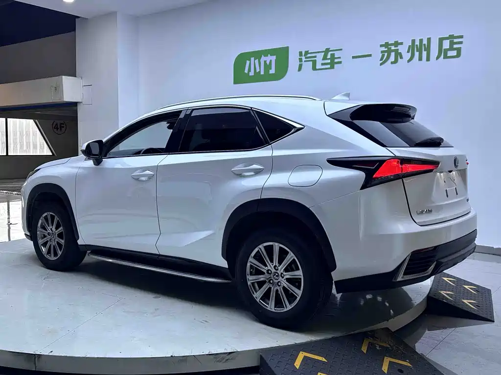Lexus NX 2021 — фото 3
