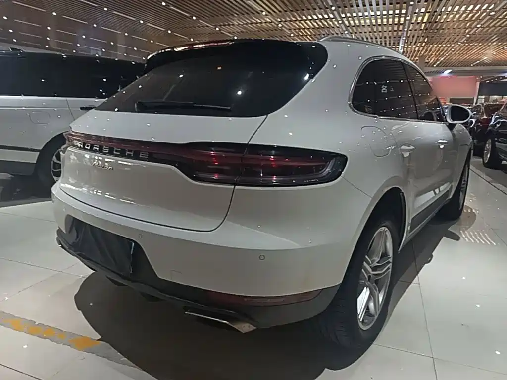 Porsche Macan 2019 — фото 7
