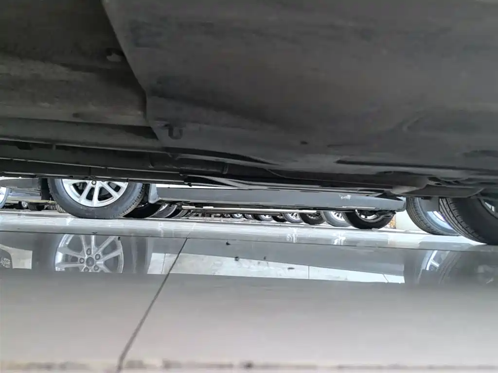 Hyundai Elantra 2019 — фото 22