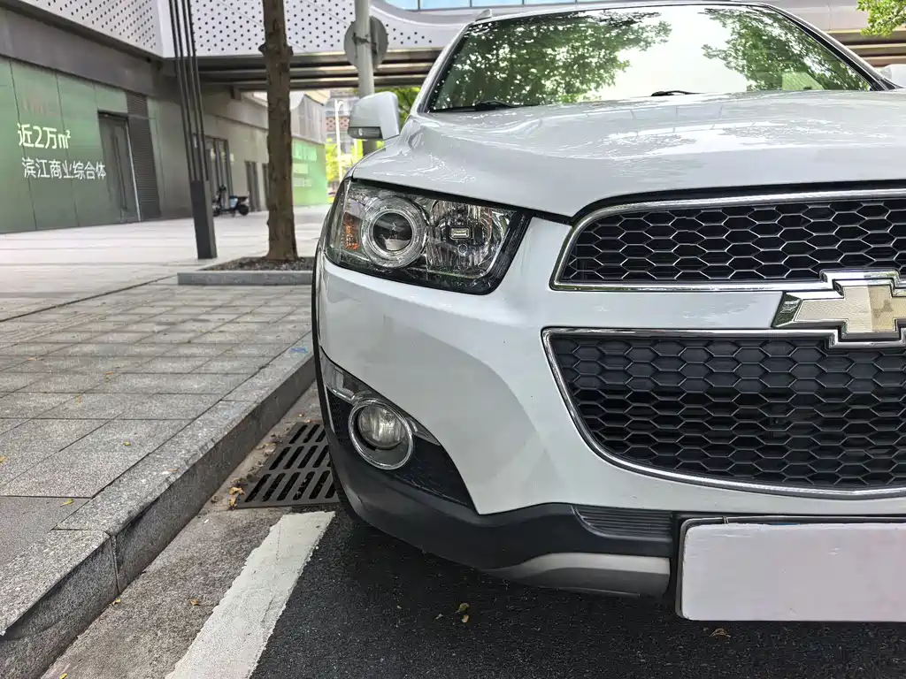 Chevrolet Captiva 2015 — фото 3