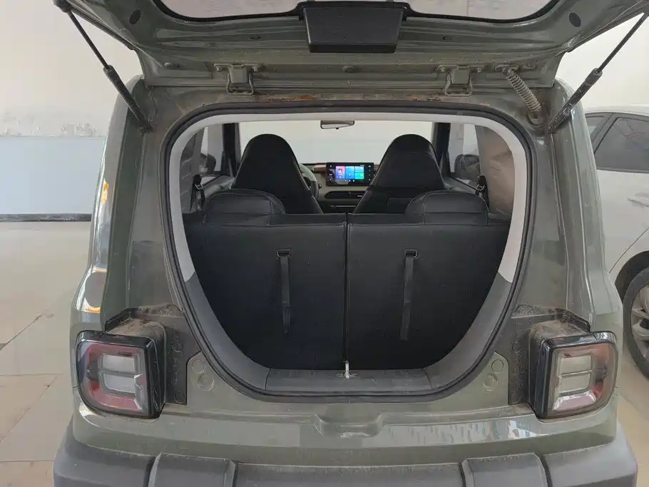 Geely Galaxy Panda 2023