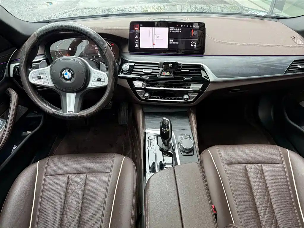 BMW 5 Series 2023 — фото 8