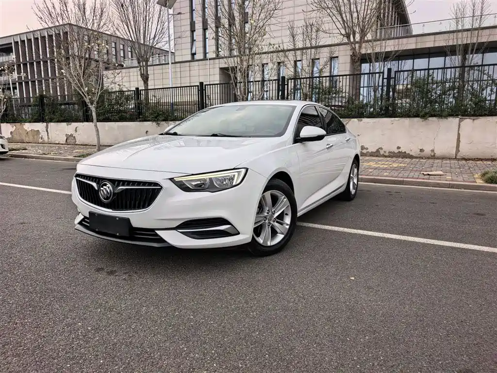 Buick Regal 2020 — фото 2
