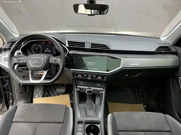 Audi Q3 2022