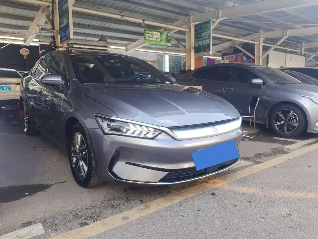 BYD Qin PLUS 2022 — фото 3