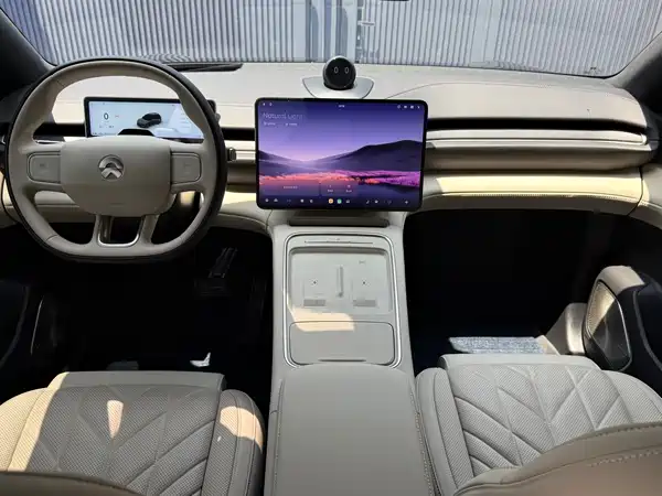 NIO ES6 2025