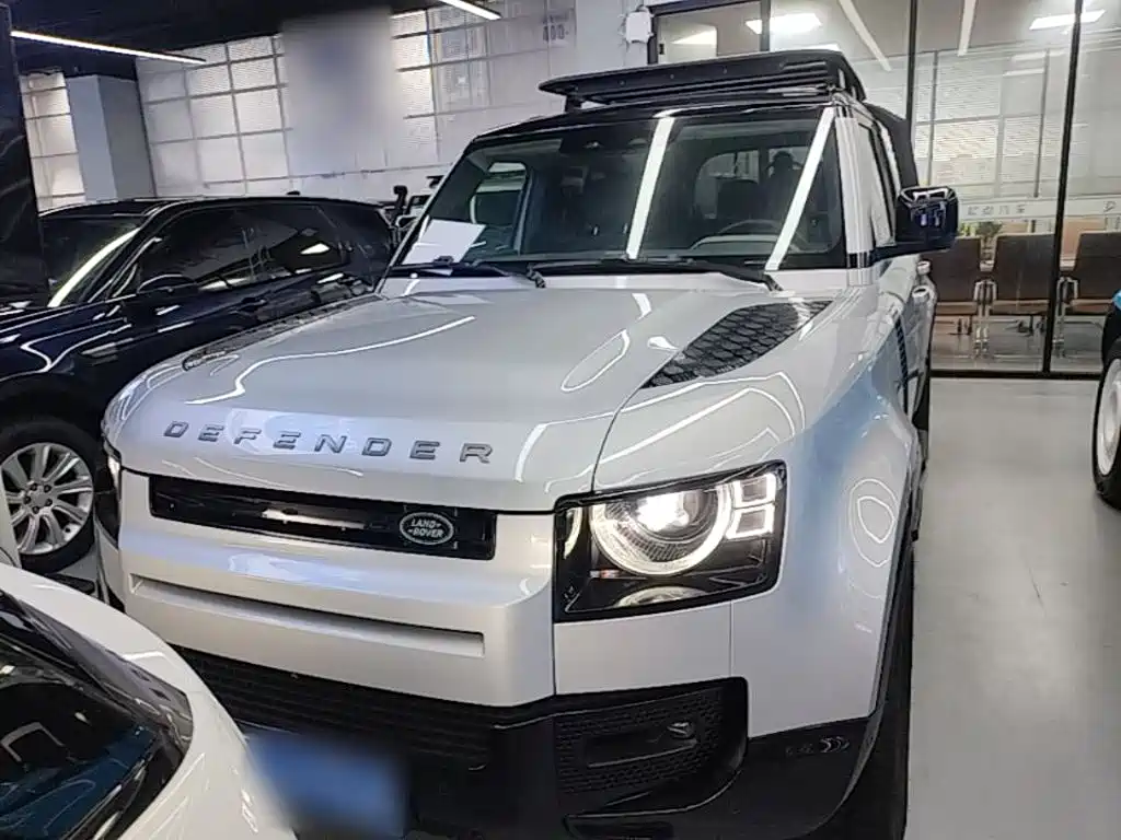 Land Rover Defender 2021 — фото 3