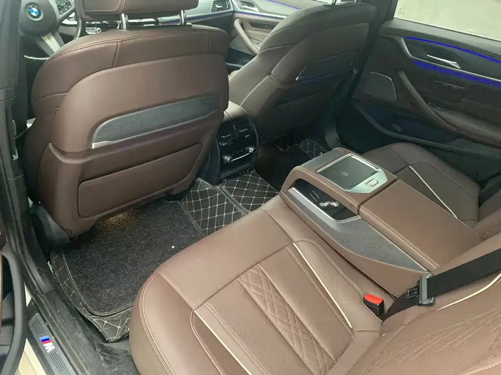 BMW 5 Series 2022