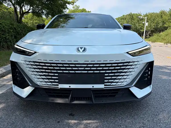 Changan UNI-V 2023