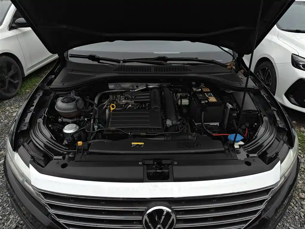 Volkswagen Lavida 2021 — фото 16