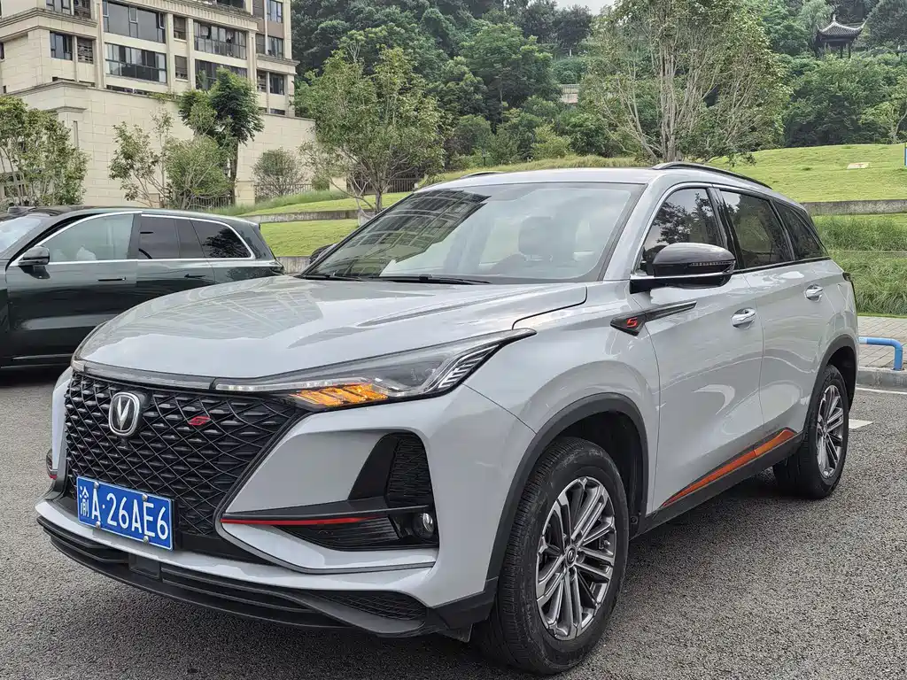 Changan CS75 PLUS 2021 — фото 1