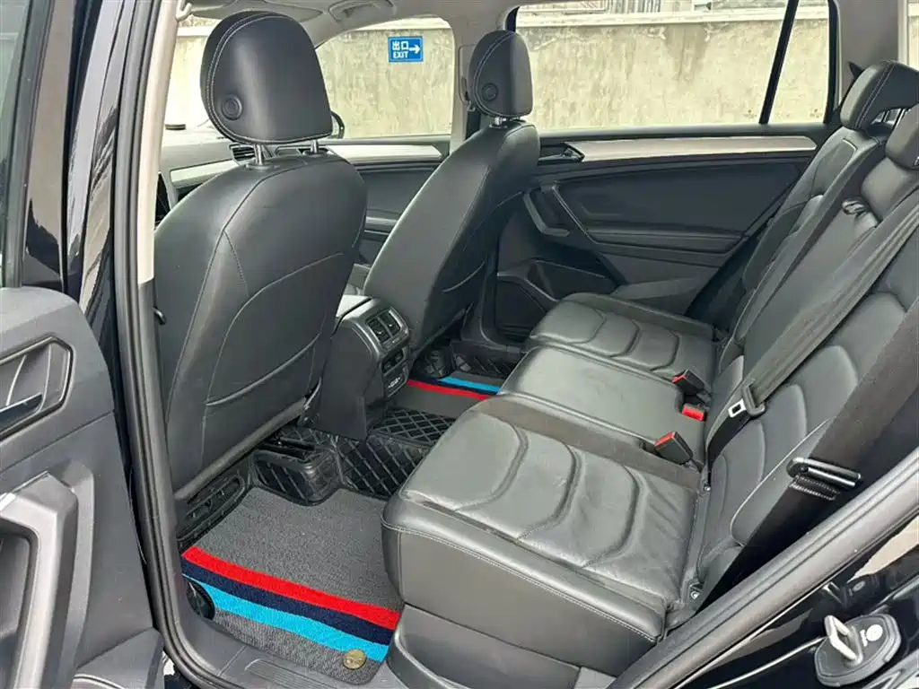 Volkswagen Tiguan L 2020 — фото 14
