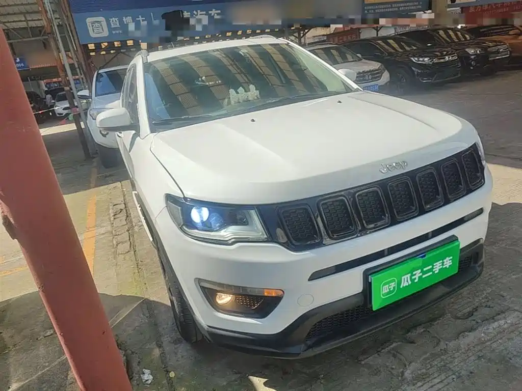 Jeep Compass 2018 — фото 4