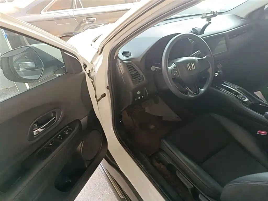 Honda Vezel 2022 — фото 12
