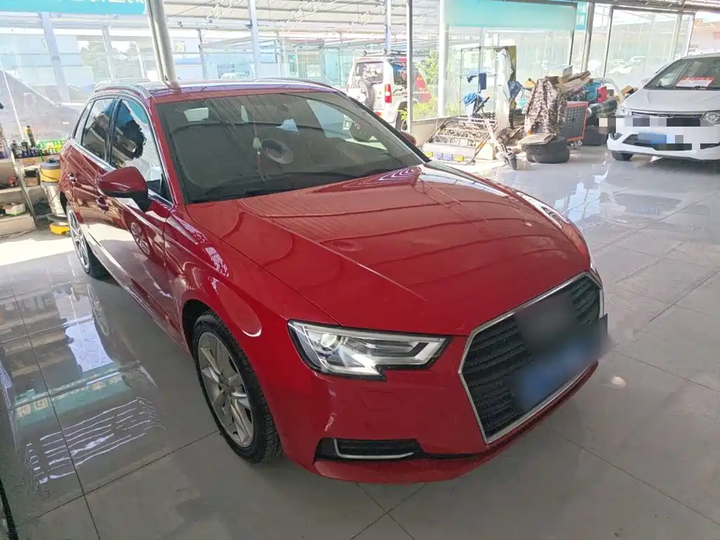 Audi A3 2018 — фото 4
