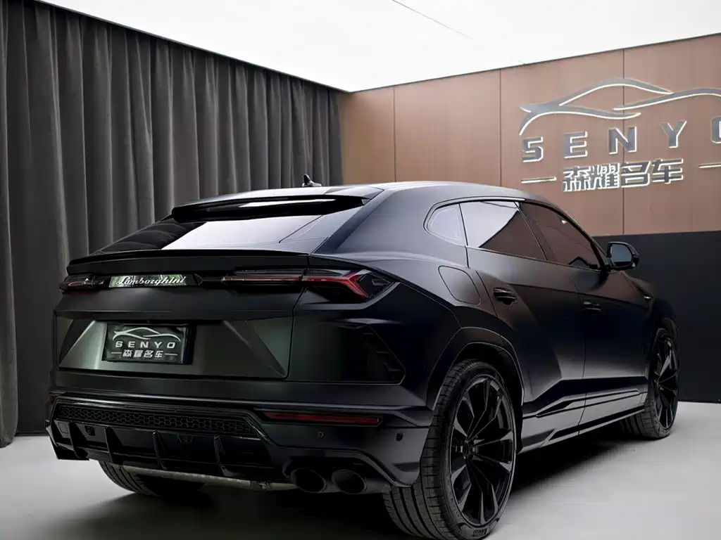 Lamborghini Urus 2022