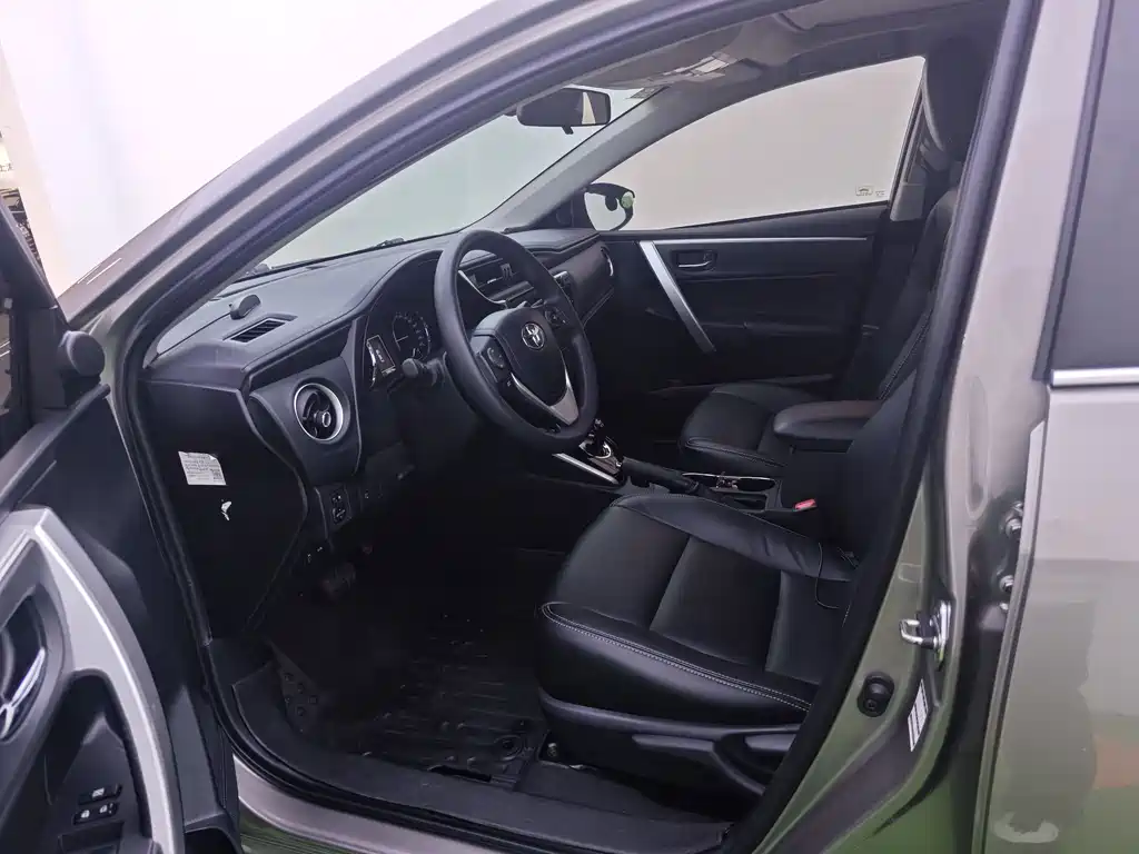 Toyota Corolla Hybrid 2020 — фото 10
