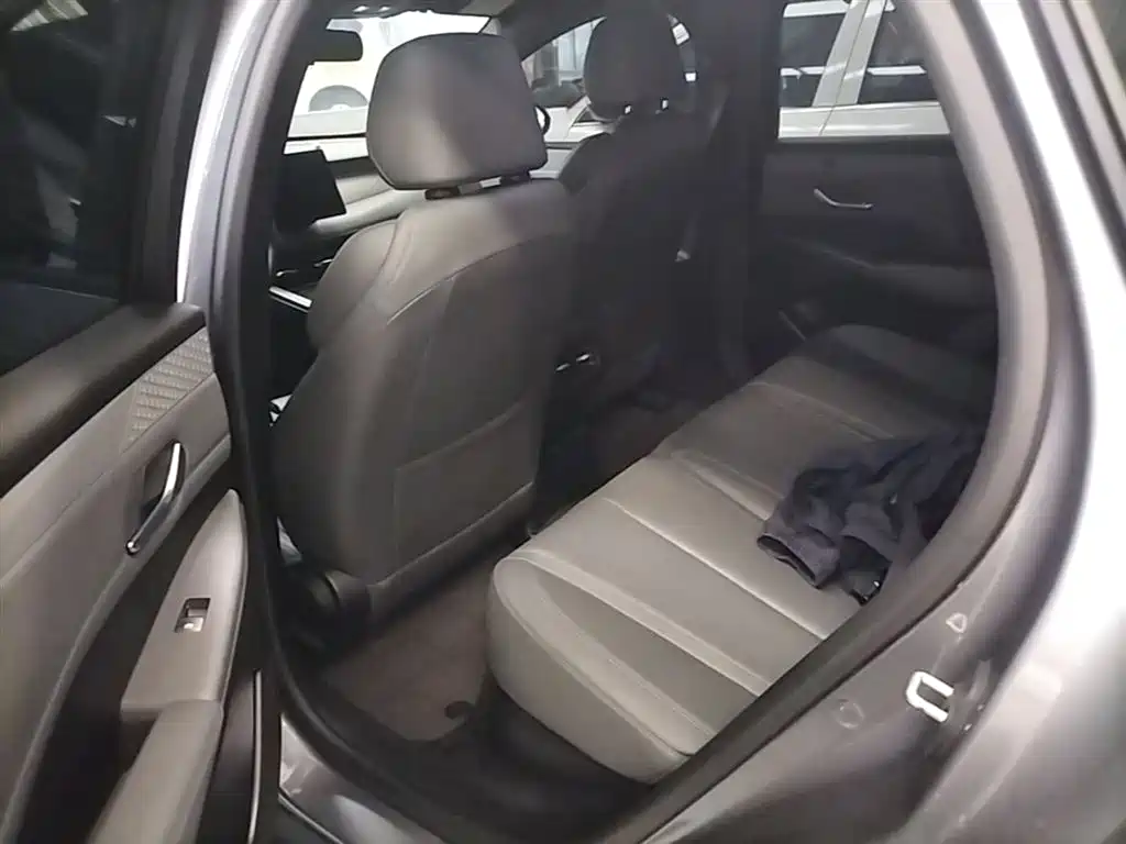 BYD Qin PLUS 2025 — фото 17
