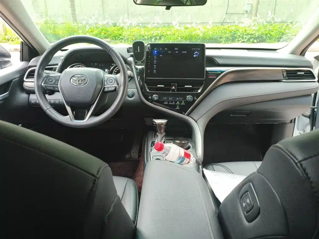 Toyota Camry 2023