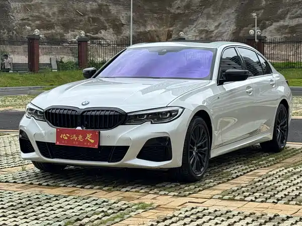 BMW 3 Series 2022