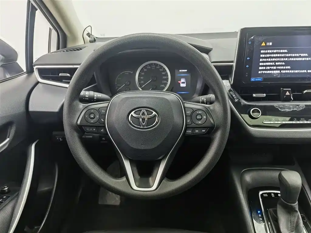 Toyota Corolla 2021 — фото 11