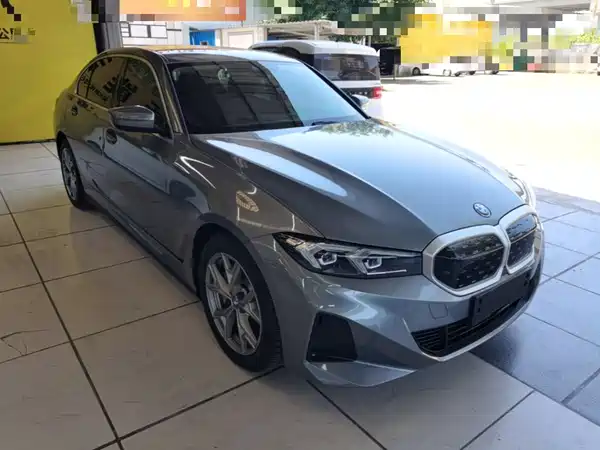 BMW i3 2023