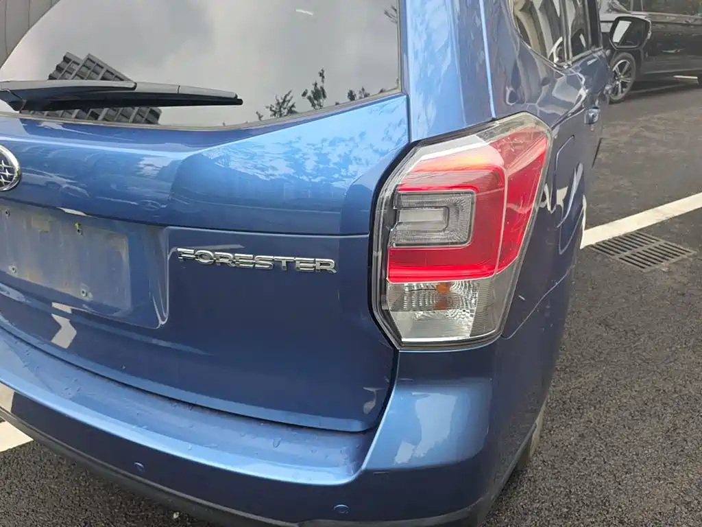 Subaru Forester 2016 — фото 8