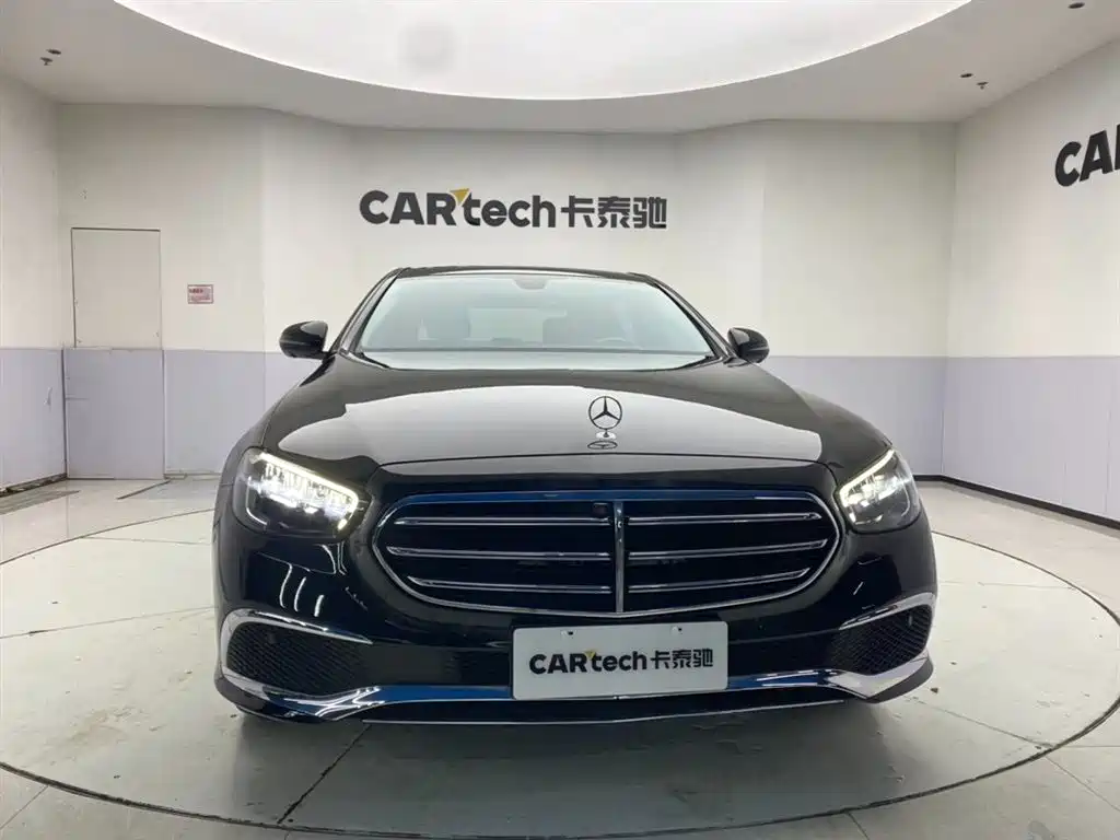 Mercedes-Benz E-Class 2023 — фото 3