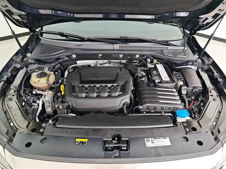 Volkswagen Passat 2023 — фото 10