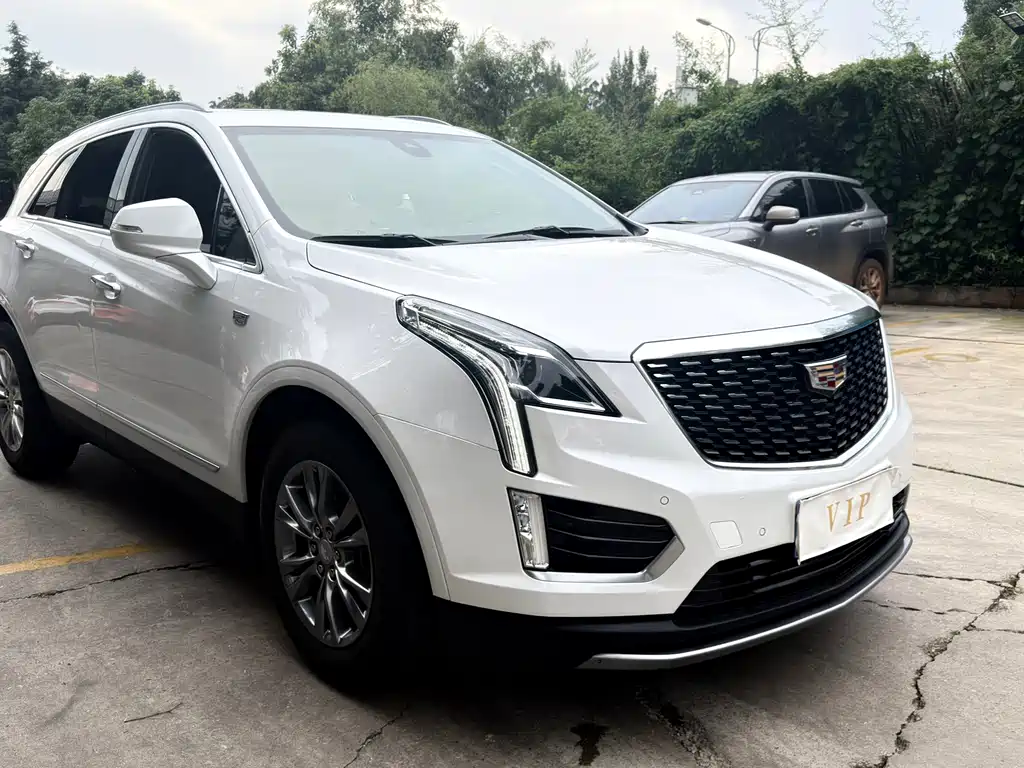 Cadillac XT5 2021 — фото 17